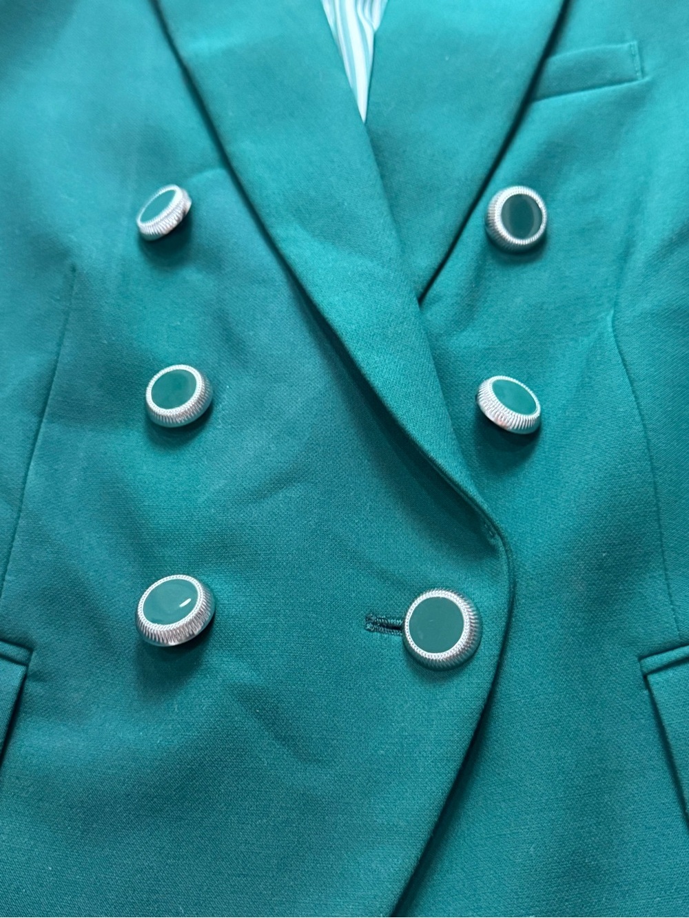 Gorgeous Veronica Beard double-breasted blazer in a rich emerald green 6 - Picture 2 of 4